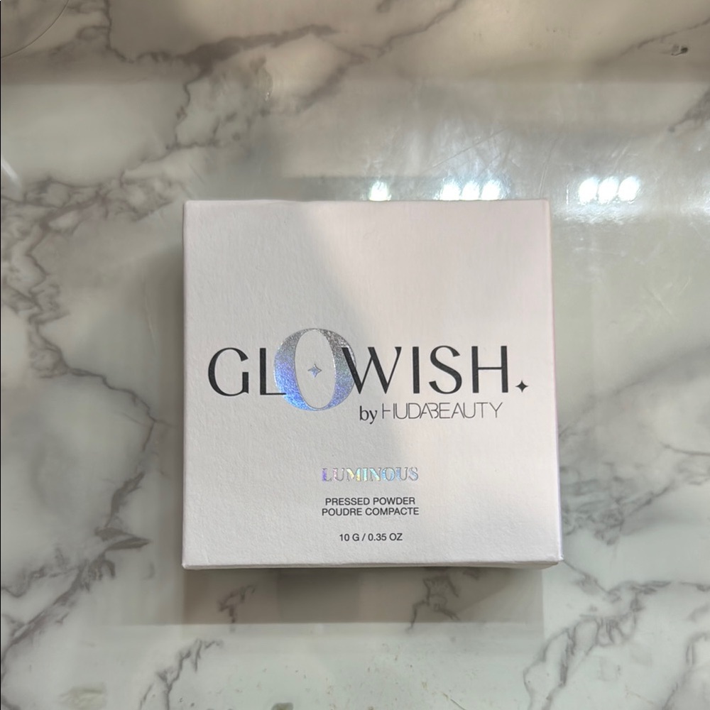 Huda Beauty GloWish Luminous Pressed Powder- NEW